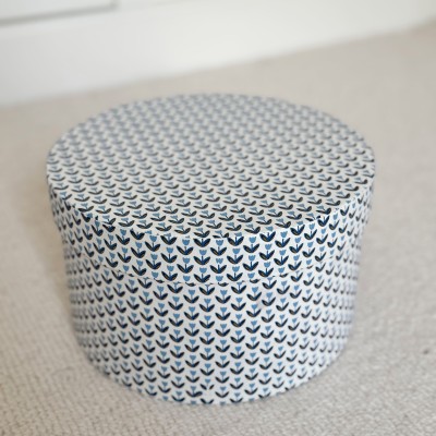 Okrugla dekorativna kutija Calla plava M