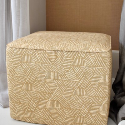Sage tabure 55 × 55 – Sand
